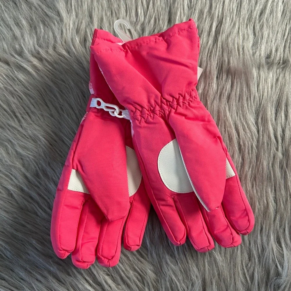 Nintendo Super Mario Snow Gloves Girls Size Small/Medium Pink Princess Peach NWT